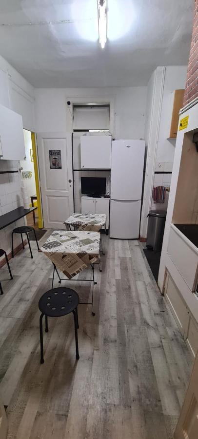 Bagetti Hostel Only For Girls リスボン エクステリア 写真