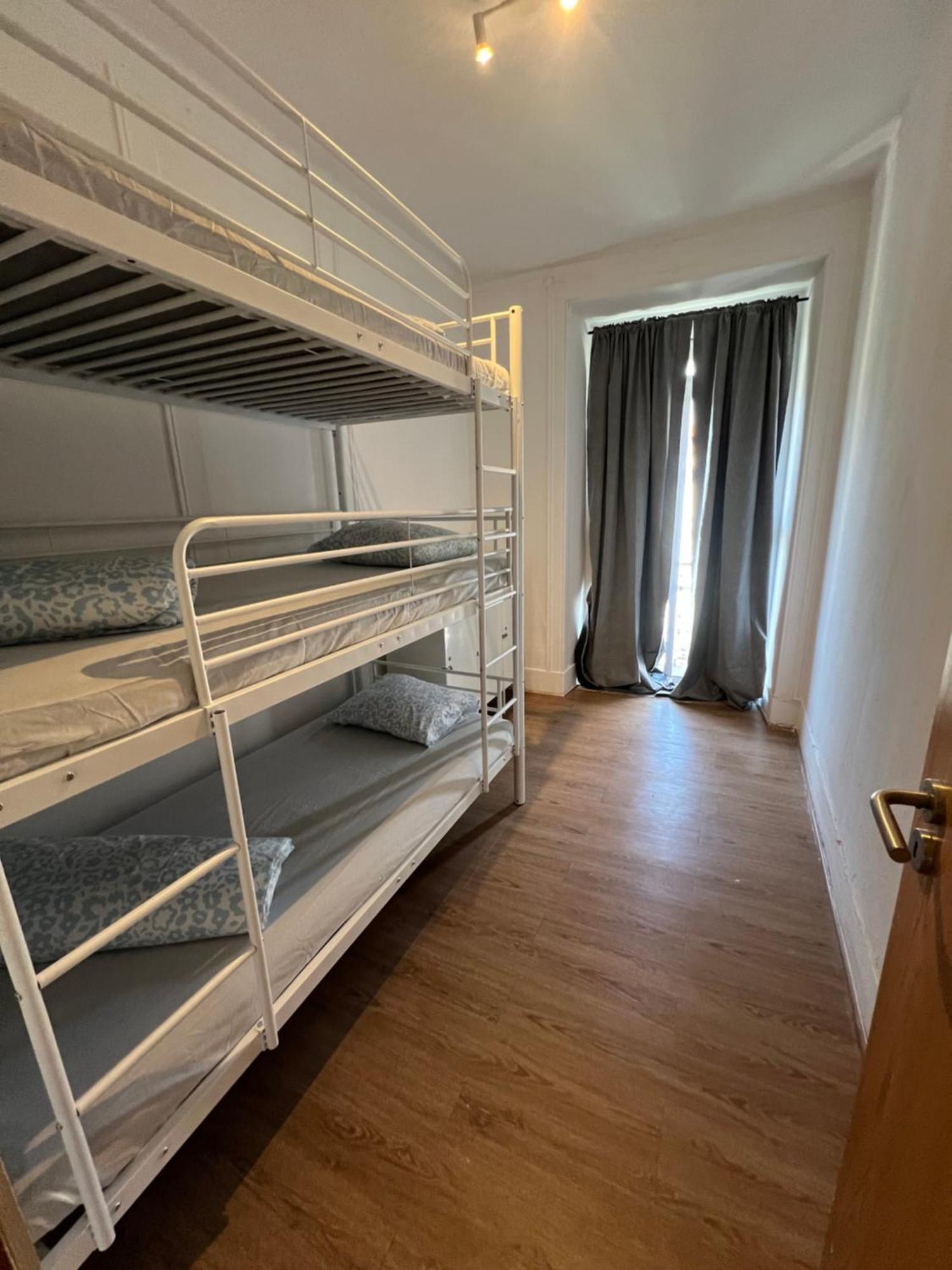 Bagetti Hostel Only For Girls リスボン エクステリア 写真